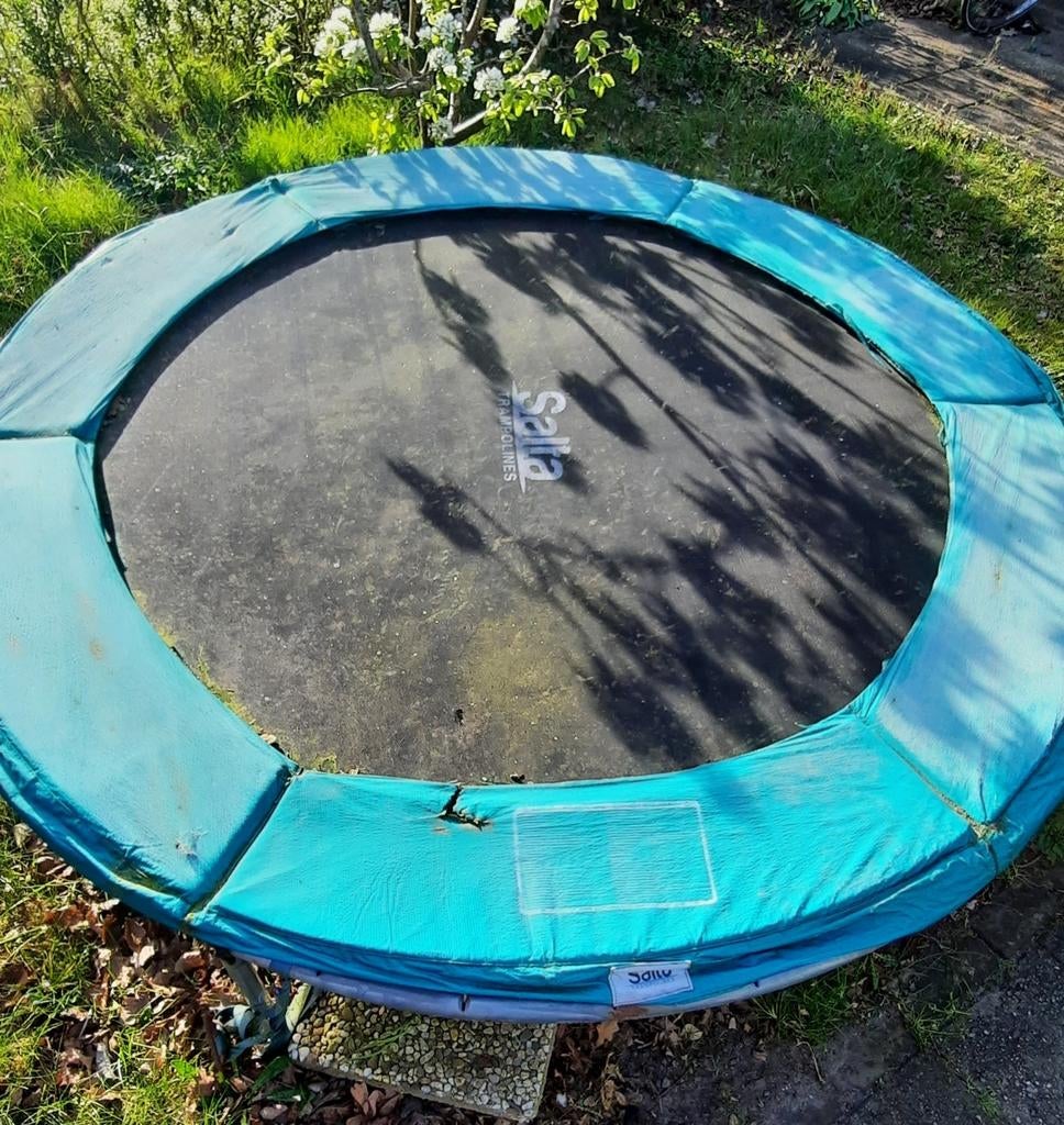 Trampoline 213cm met net en afdekzeil, Ophalen, Gebruikt