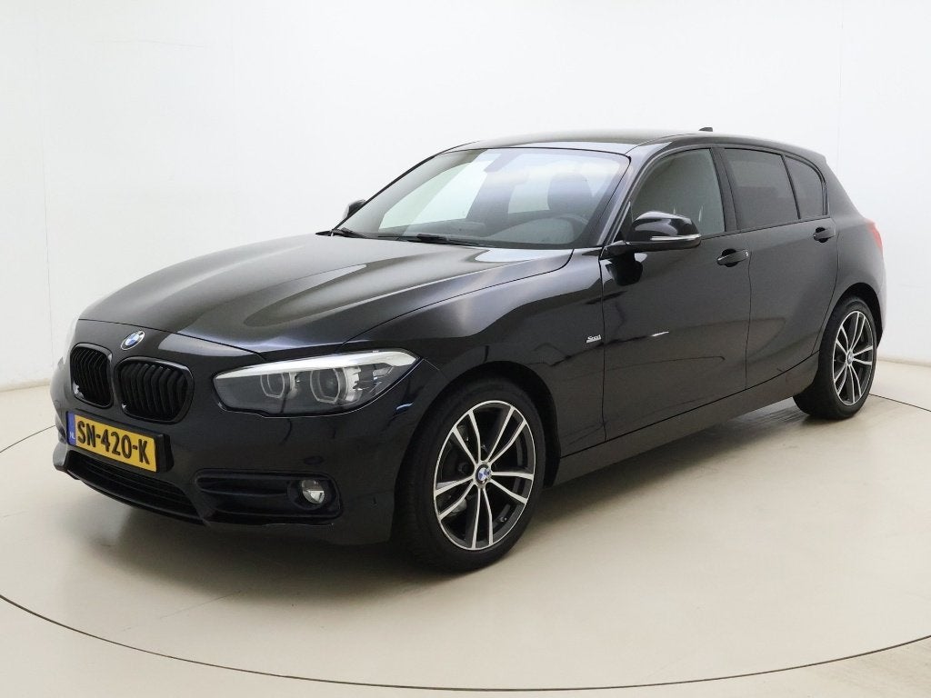 BMW 1-Serie 116i | 2018 Zwart | Sportline - NL AUTO, Auto's, 1-Serie, Achterwielaandrijving, 1280 kg, Zwart