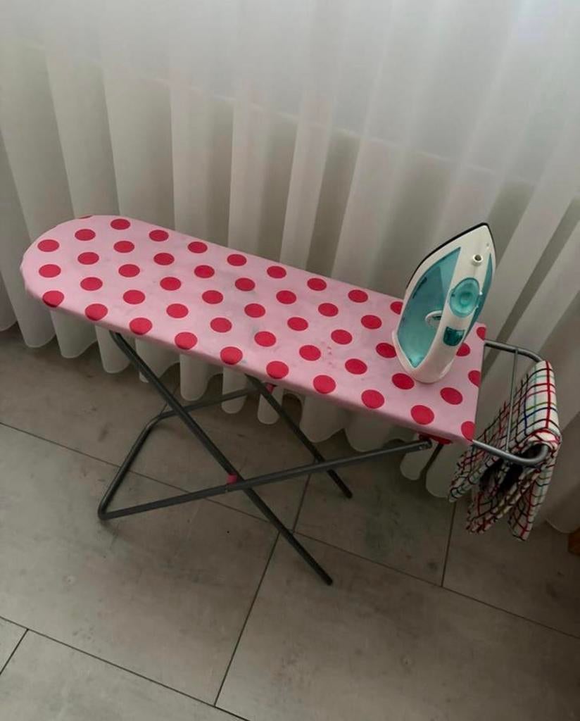 Strijkijzer met strijkplank voor kinderen + extra doek, Ophalen, Gebruikt, Meisje