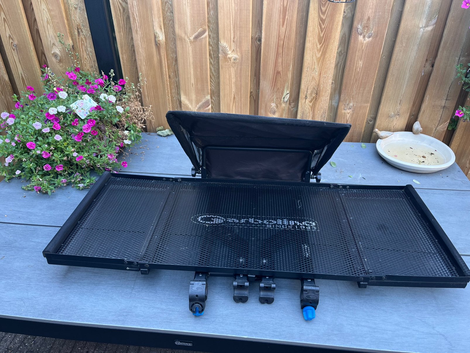 Garbolino D36 opklapbare XXL Side Tray met 1 regenkap, Ophalen of Verzenden, Kleding