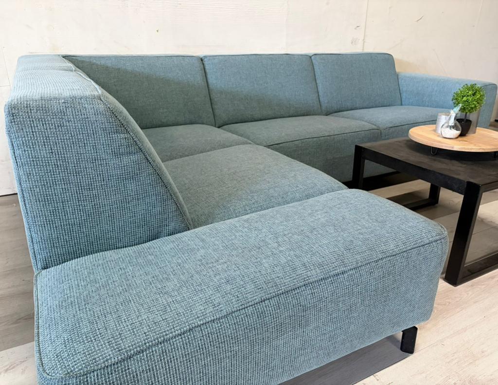 Hoekbank Turquoise - Professioneel gereinigd, 250 tot 300 cm, Hoekbank, Ophalen of Verzenden, Zo goed als nieuw