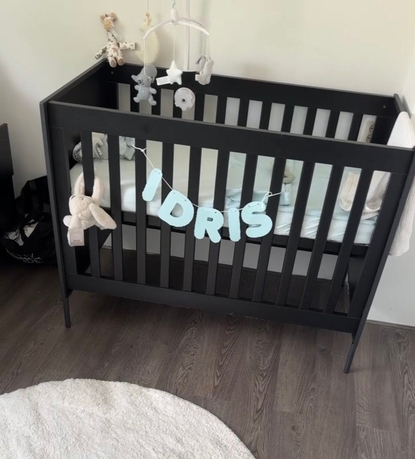 Ledikant incl matras, Kinderen en Baby's, Babywiegjes en Ledikanten, Ophalen of Verzenden, Zo goed als nieuw, Ledikant