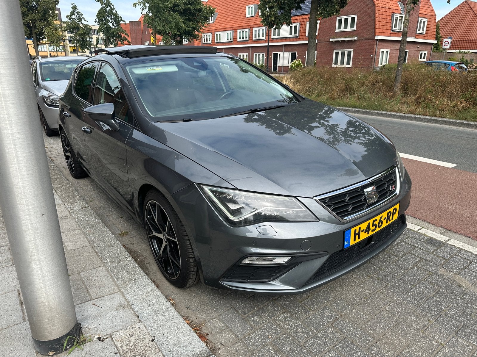 Seat Leon FR 1.4 Ecotsi 150PK Dsg-7 2017 Pano | Sfeer, 4 cilinders, Leon, 49 €/maand, 1395 cc