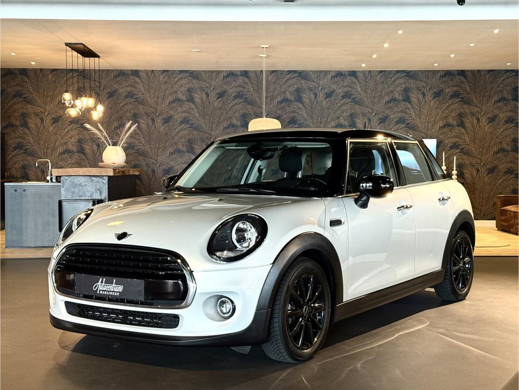 MINI Mini 1.5 Cooper I Two Tone I Virtual Cockpit I Ambiance, Auto's, Mini, 136 pk, Gebruikt, Euro 6, 1165 kg