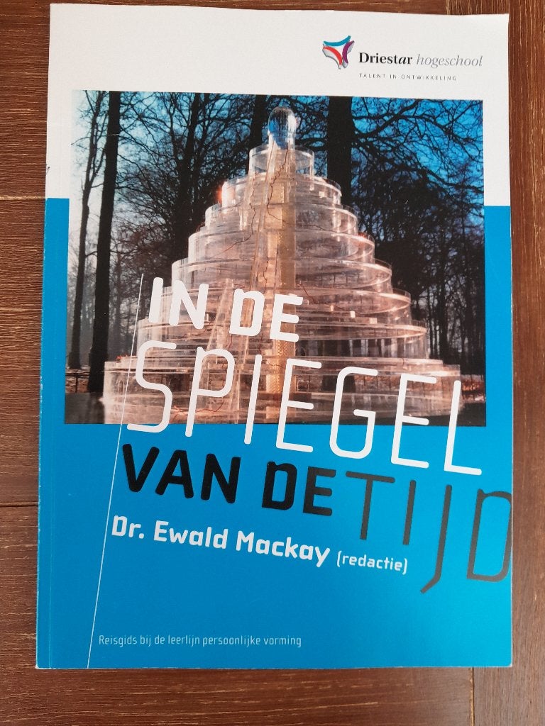 In de spiegel van de tijd door Dr. Ewald Mackay, Dr. Ewald Mackay, Zo goed als nieuw, Beta, HBO
