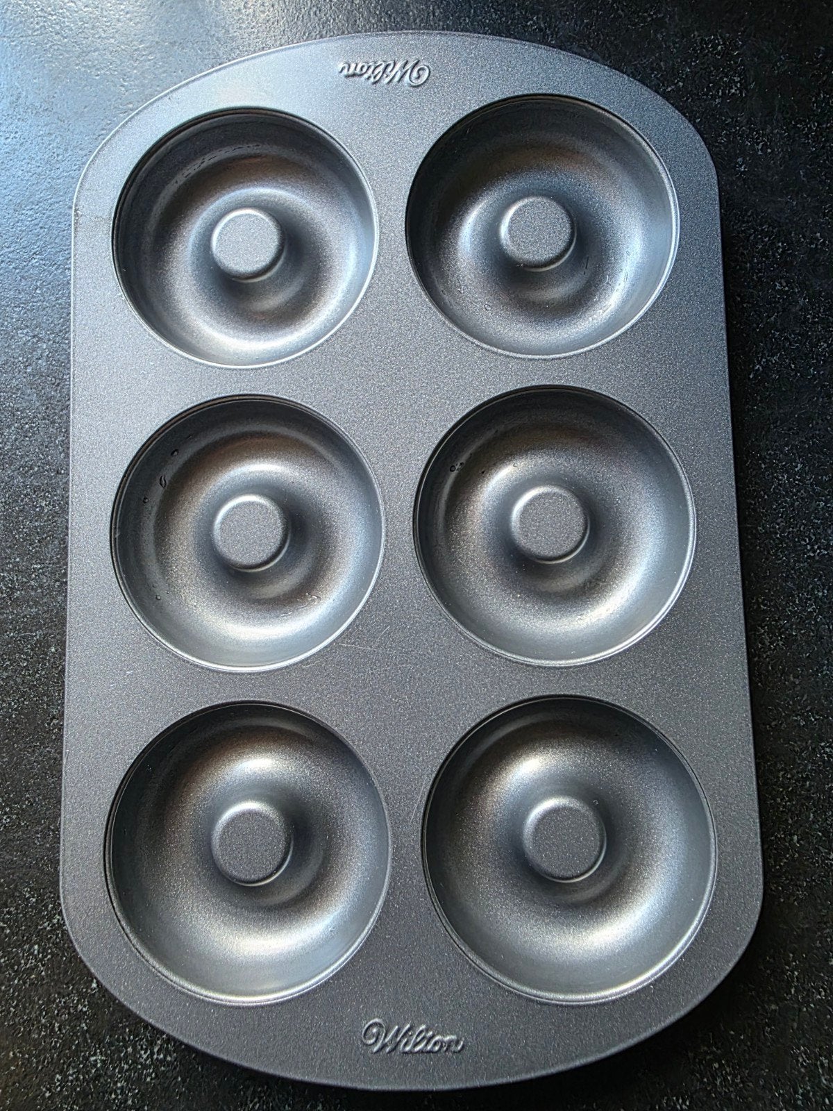 Wilton Donut Bakvorm - 6 Donuts NIEUW!, Ophalen, Nieuw, Taarten, Bakvorm