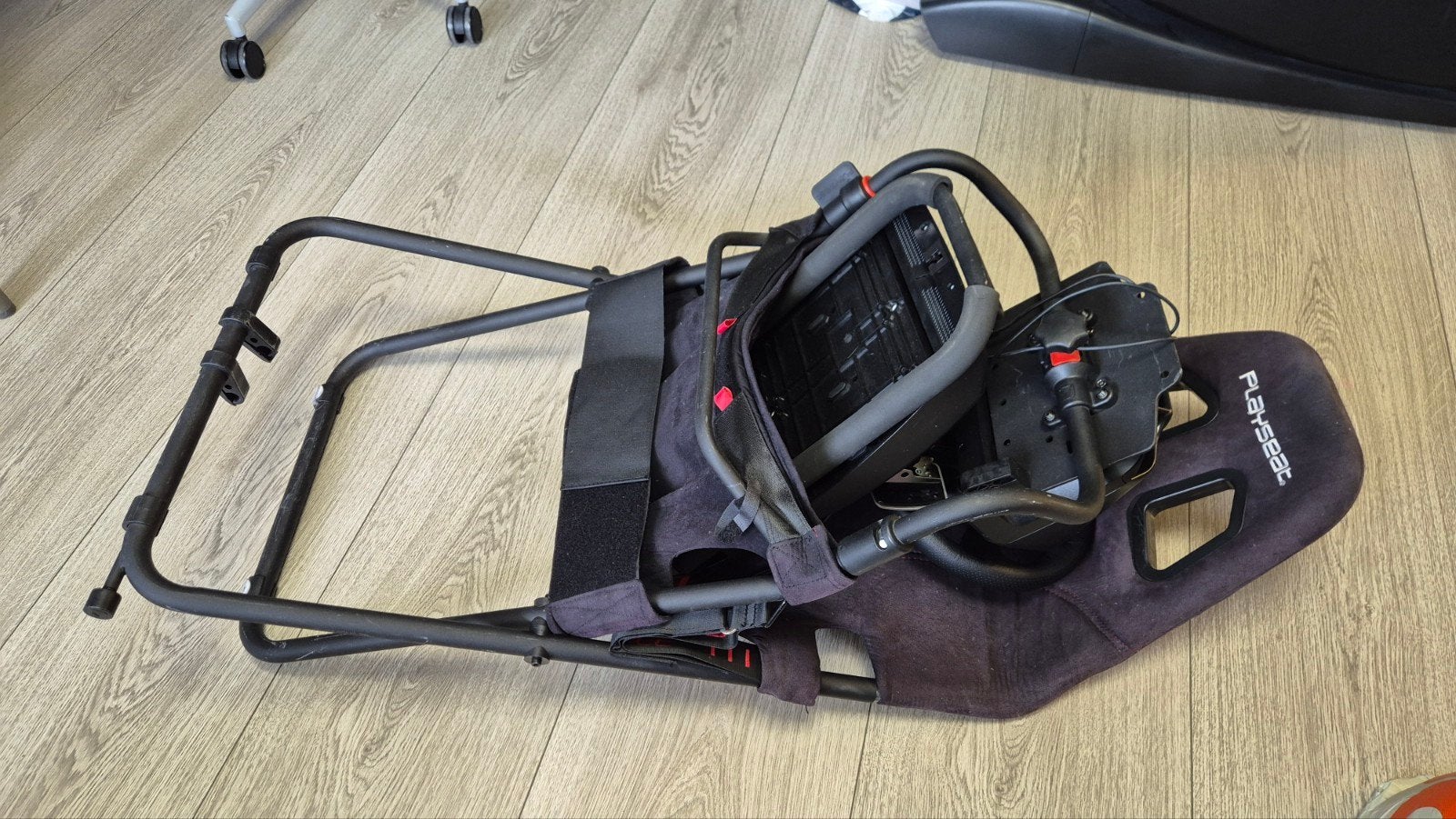 g29 + playseat Challenge racestoel + f1 add-on, Racestoel, Ophalen of Verzenden, Zo goed als nieuw, Verstelbaar