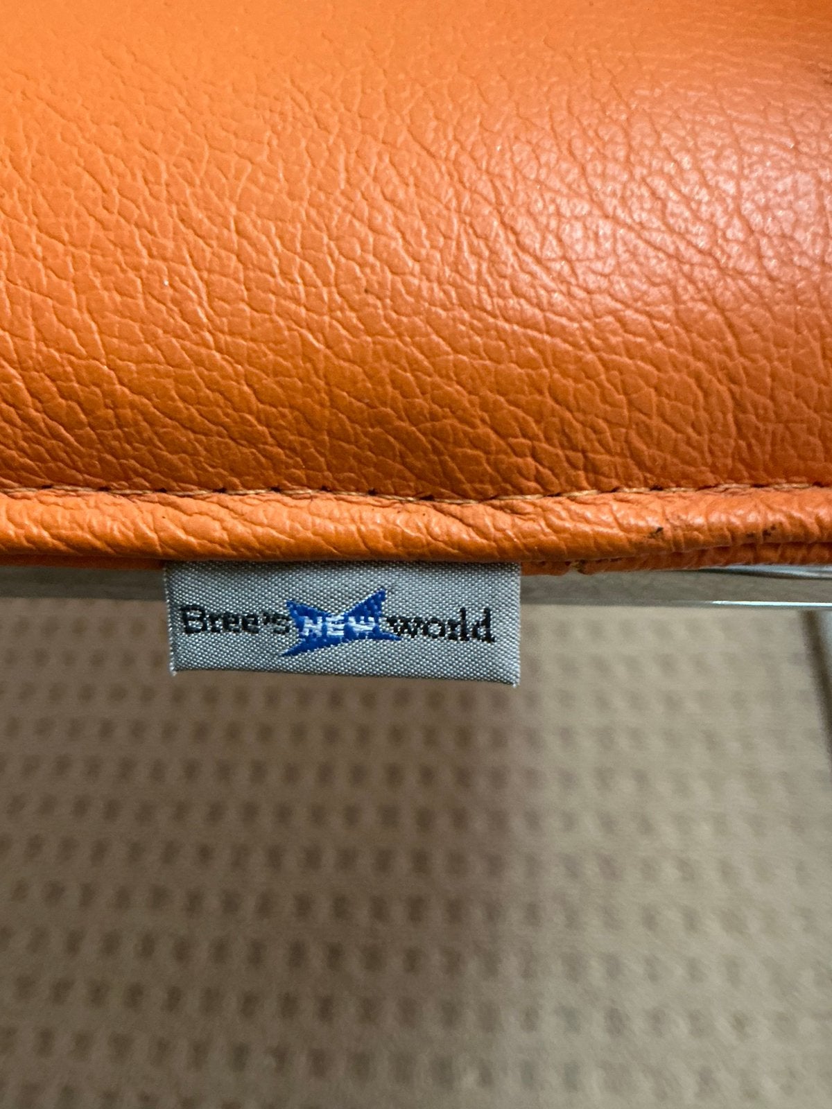 Oranje leren stoel. Zit heerlijk., Ophalen, Zo goed als nieuw, Leer, Eén