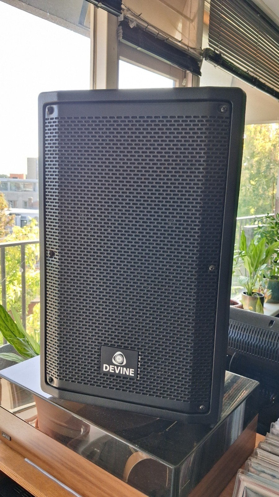 Devine Artis 10A 100w actieve speaker, Ophalen, Zo goed als nieuw, Minder dan 500 watt, P.A.