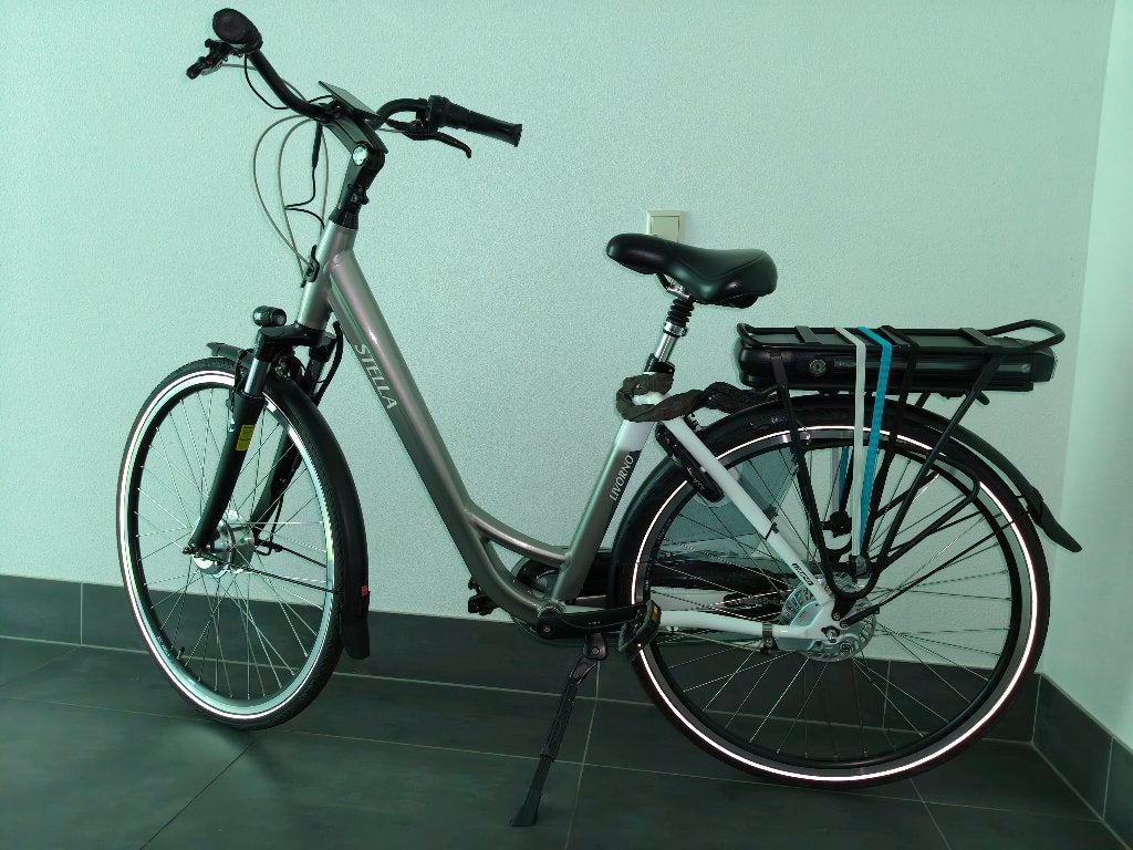 Stella Livorno Standard Grey/White, Fietsen en Brommers, Elektrische fietsen, Zo goed als nieuw, 51 tot 55 cm, 50 km per accu of meer