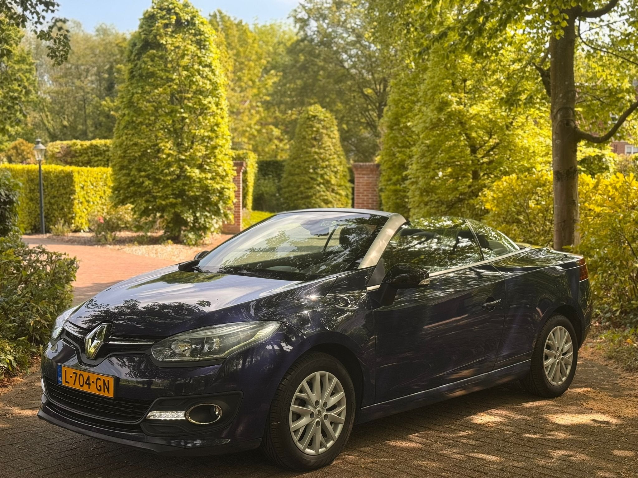 Renault Mégane Airco Cruise LED Nw. AP (bj 2015), Auto's, Voorwielaandrijving, 1490 kg, Gebruikt, 750 kg