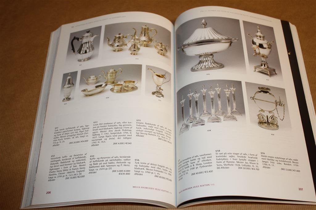 Veilingcatalogus Bruun Rasmussen. Art and design., Ophalen of Verzenden, Gelezen, Grafische vormgeving