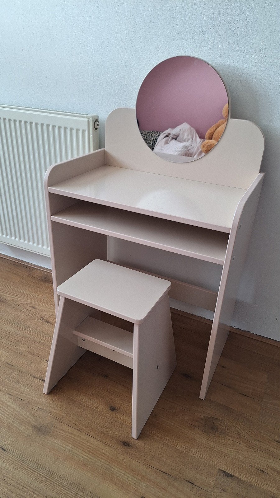 Petit Amélie Kaptafel Belle oudroze - kinderbureau met kruk, Kinderen en Baby's, Kinderkamer | Tafels en Stoelen, Ophalen, Zo goed als nieuw