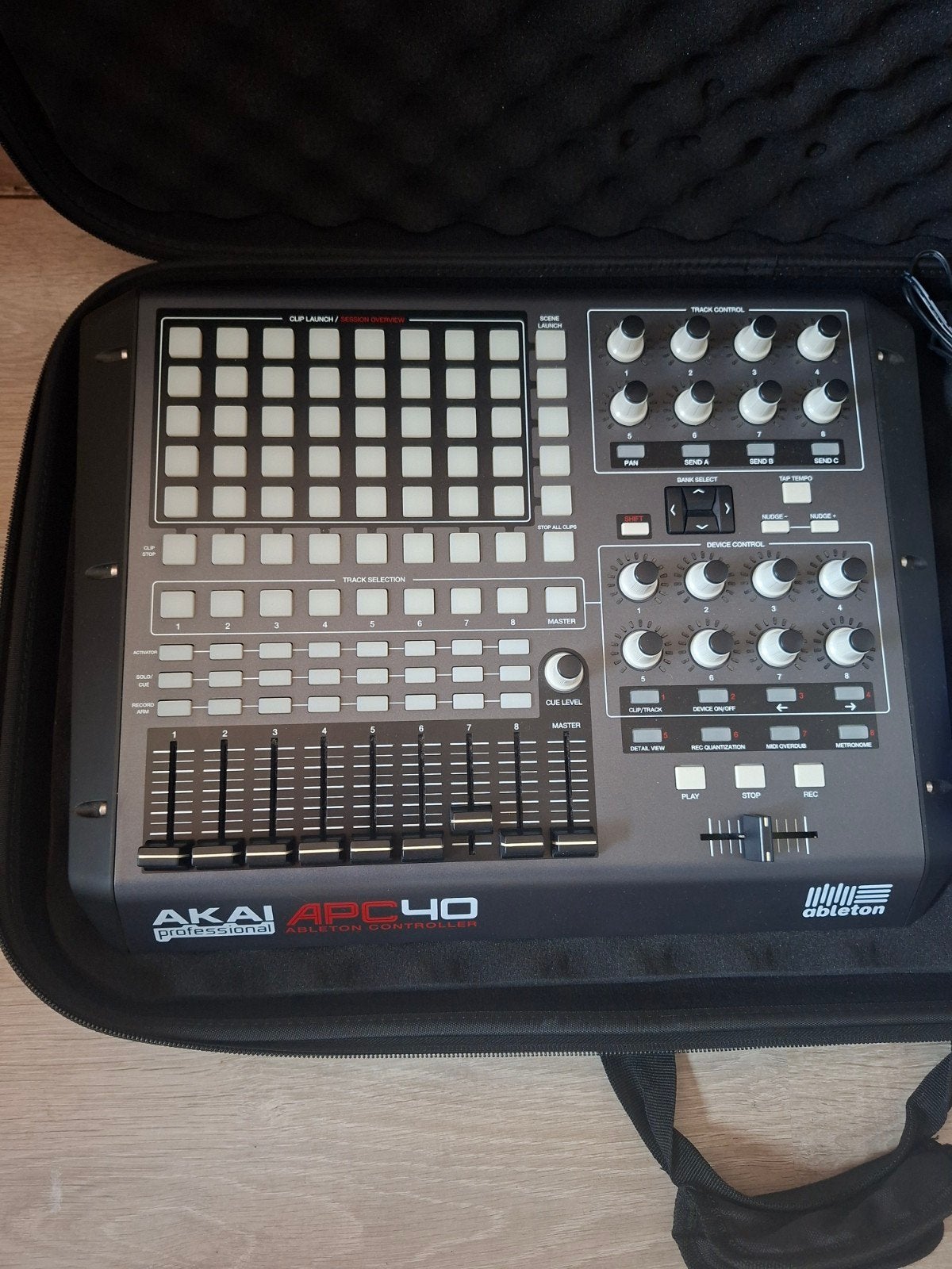 Akai APC40 Ableton Controller - Zo goed als nieuw, Muziek en Instrumenten, Ophalen of Verzenden, Zo goed als nieuw, Dj-set, Overige merken