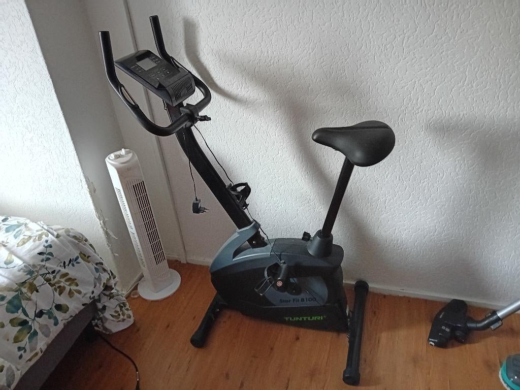 Hometrainer, 2 keer gebruikt, Sport en Fitness, Ophalen, Zo goed als nieuw