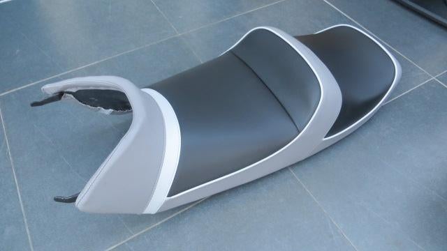 BMW K1200 Motorzadel opnieuw bekleden te Vianen vanaf €130, Ophalen of Verzenden, Nieuw