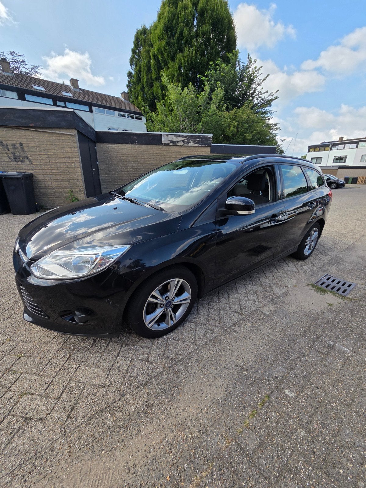 Ford Focus 1.0 Ecoboost 92KW Wagon 2013 Zwart, Auto's, 125 pk, Zwart, Handgeschakeld, 1216 kg