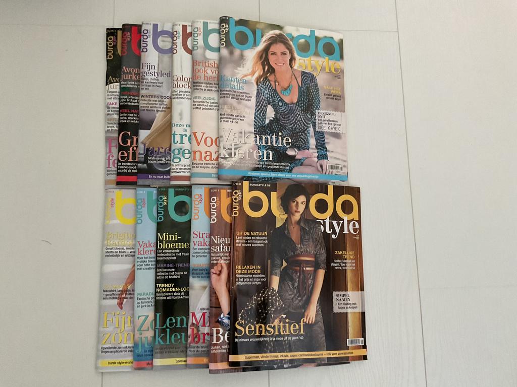 Burda, 12 tijdschriften, Boeken, Ophalen of Verzenden, Zo goed als nieuw