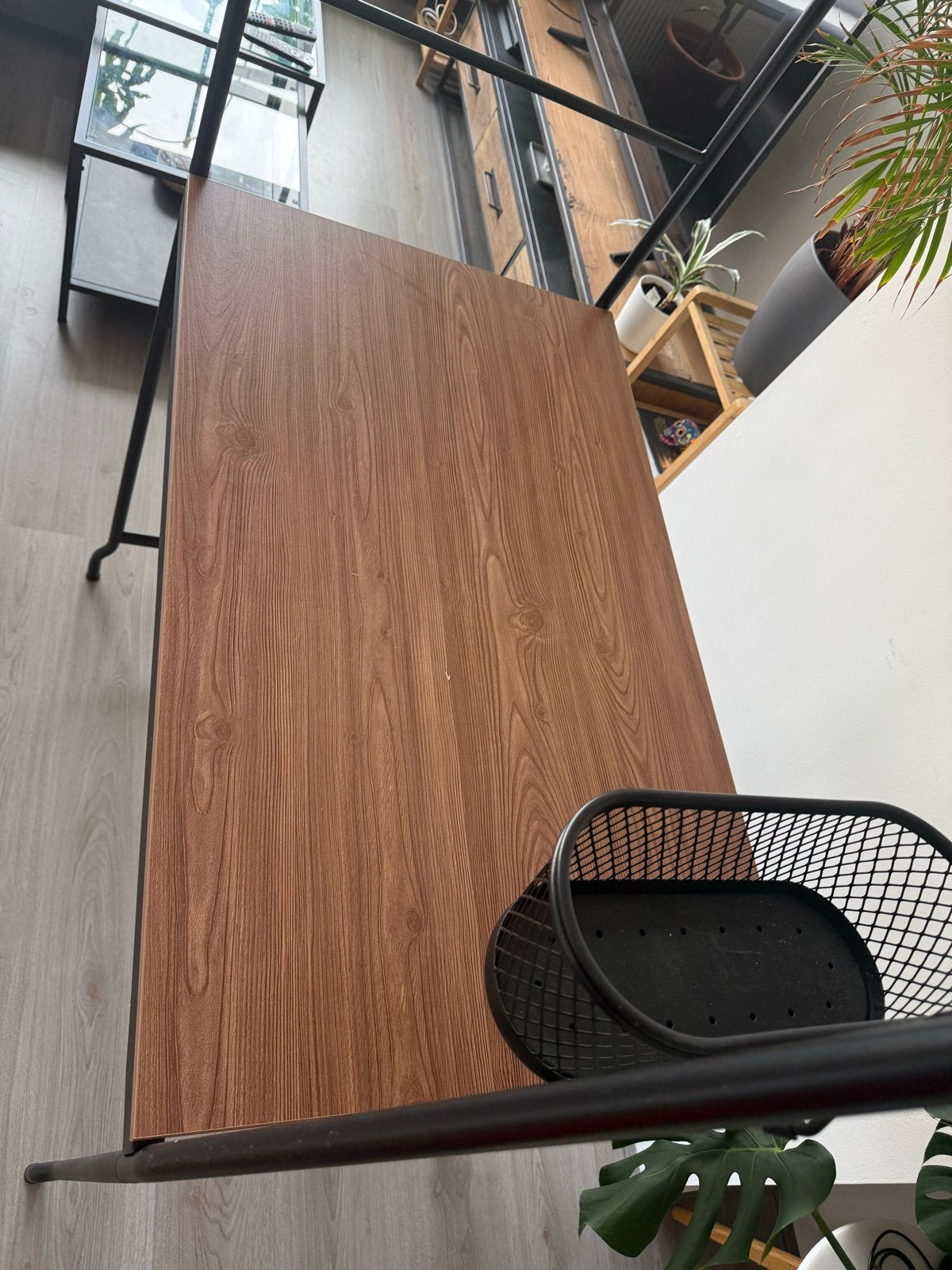 HÅVERUD Ikea, Modern Bureau met Opbergruimte - Zwart/Hout, Ophalen, Hout, Zo goed als nieuw, Computerbureau