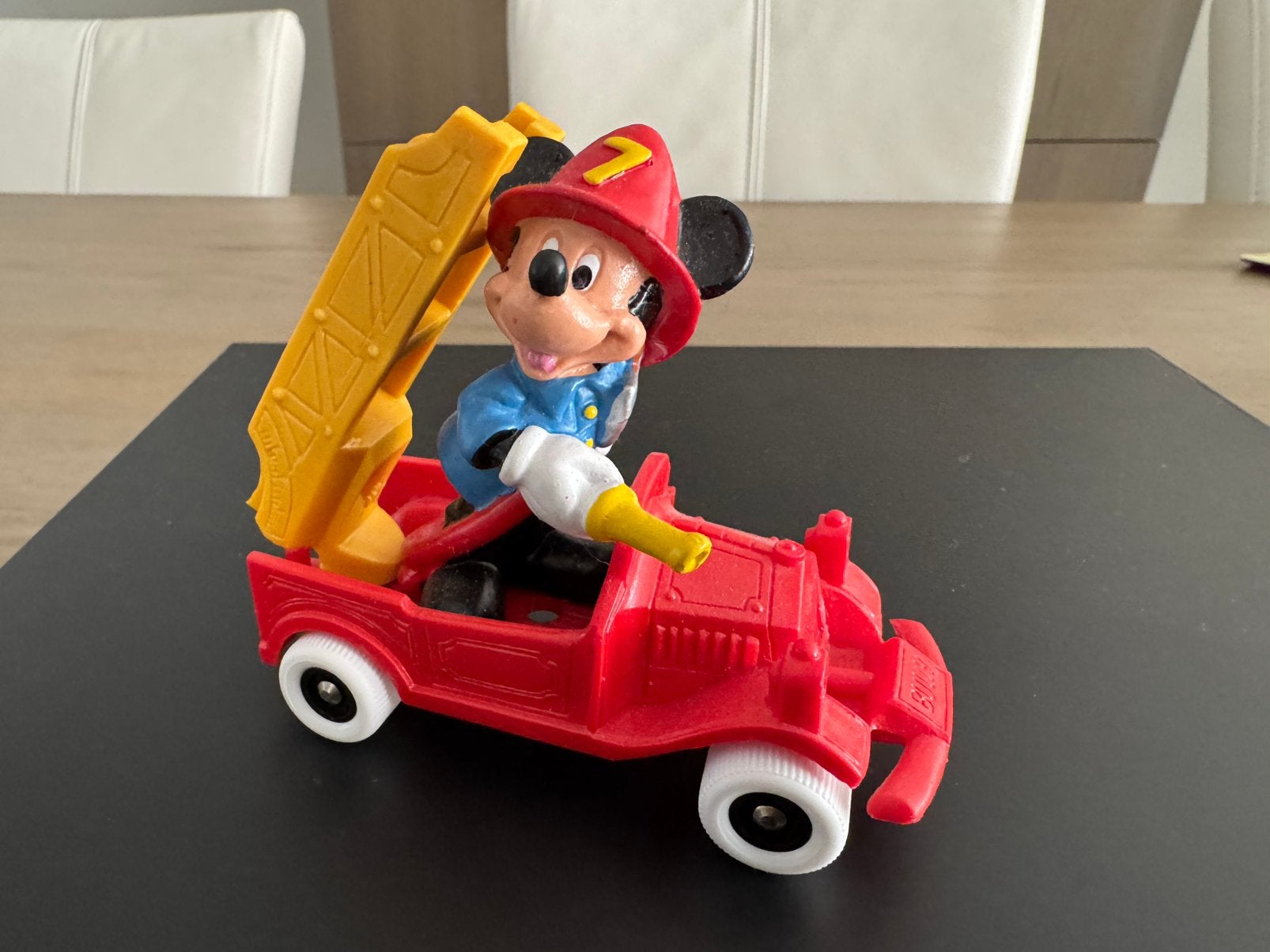 Disney figuren, Ophalen of Verzenden, Overige figuren, Zo goed als nieuw, Beeldje of Figuurtje