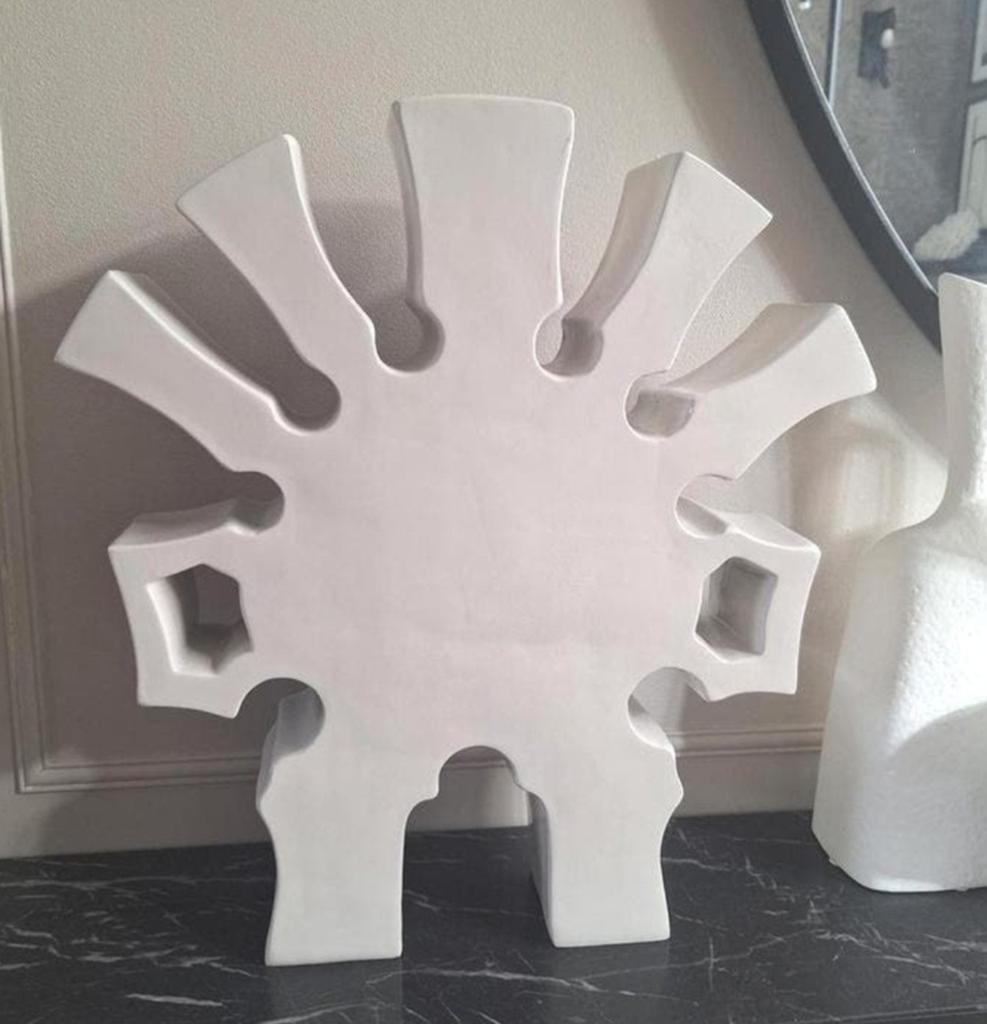 Groot beige ornament design polyester kunststof japandi, Huis en Inrichting, Ophalen of Verzenden, Zo goed als nieuw, X, X