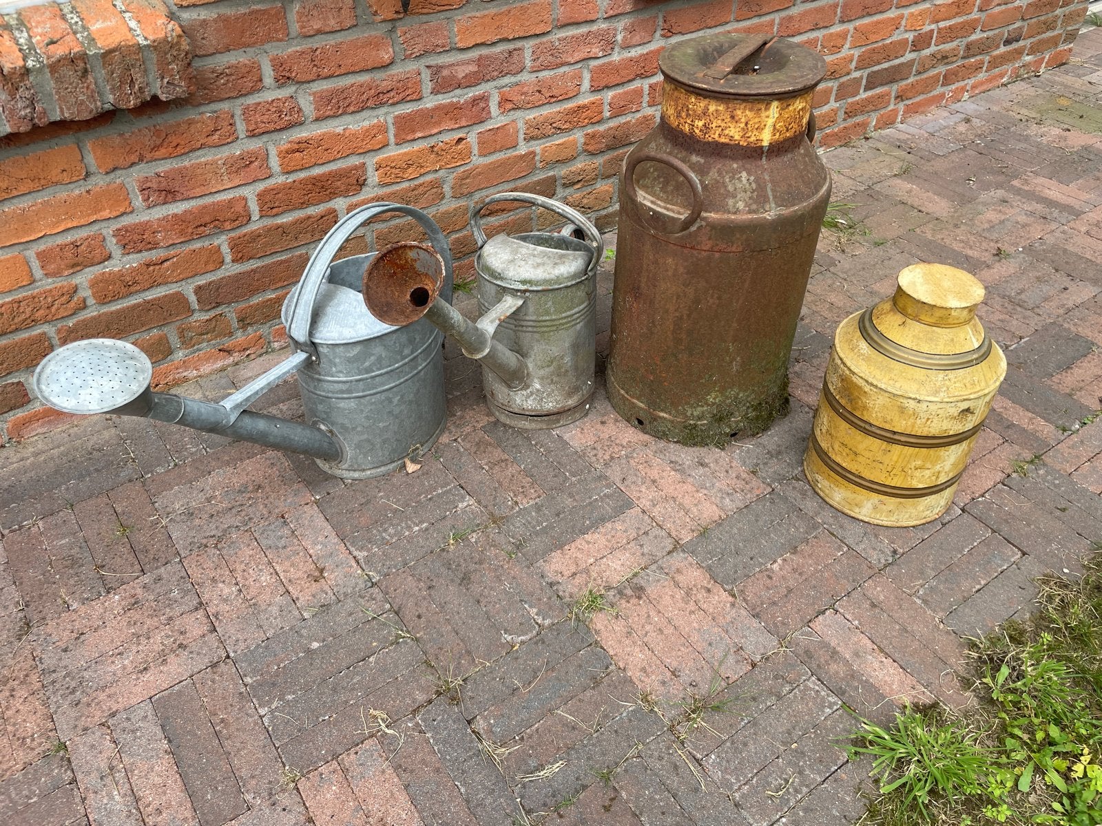 T.E.A.B. Vintage Zinken Gieters en Melkbus, Ophalen