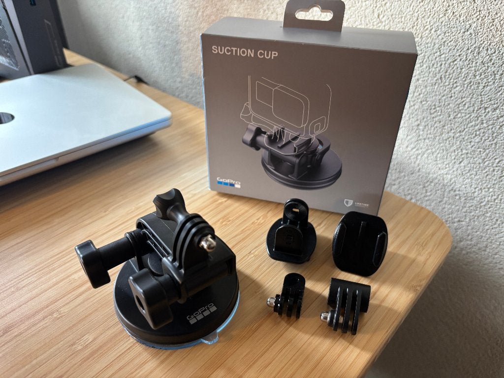 GoPro Suction Cup - compleet - 2 keer gebruikt, Audio, Tv en Foto, Actiecamera's, Ophalen of Verzenden, Zo goed als nieuw, GoPro