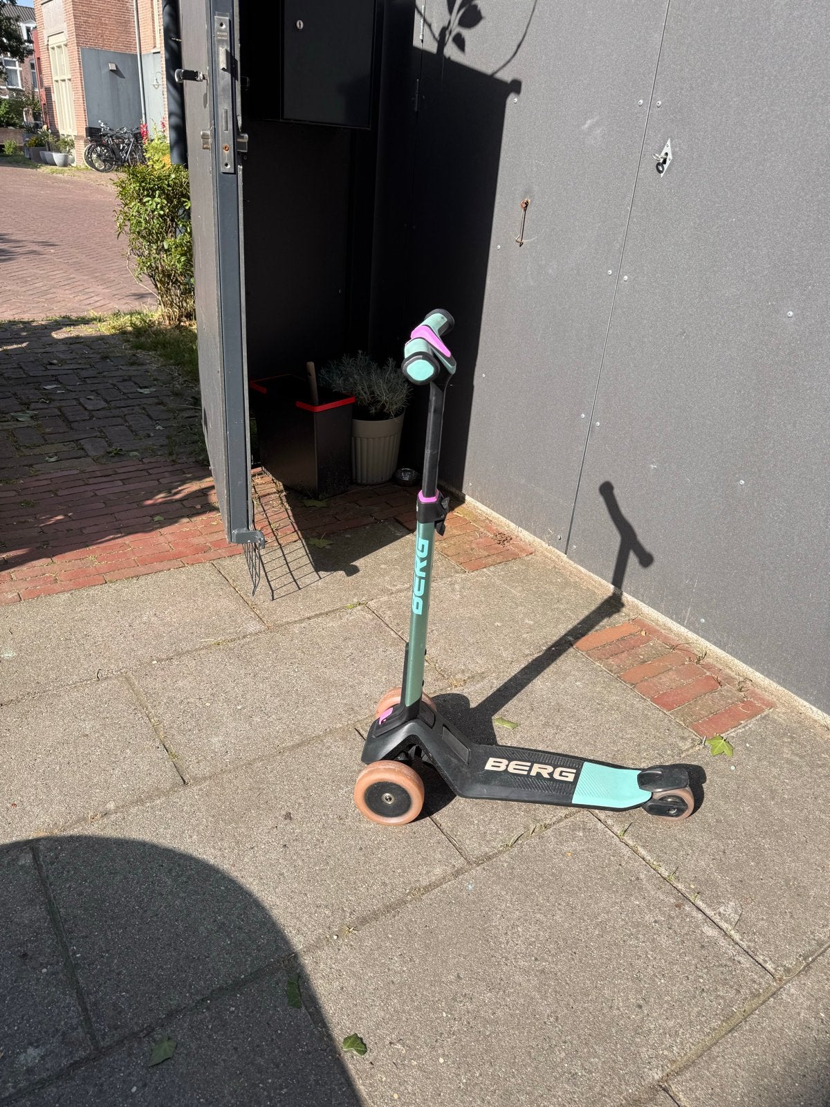 Berg step - mintgroen, Fietsen en Brommers, Steps, Gebruikt, Gewone step, Ophalen