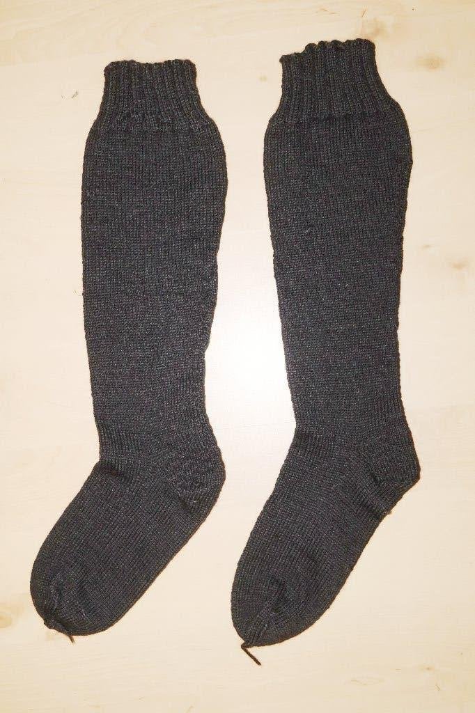 handgebreide, zwarte  kousen; folklore klederdracht, Ophalen of Verzenden