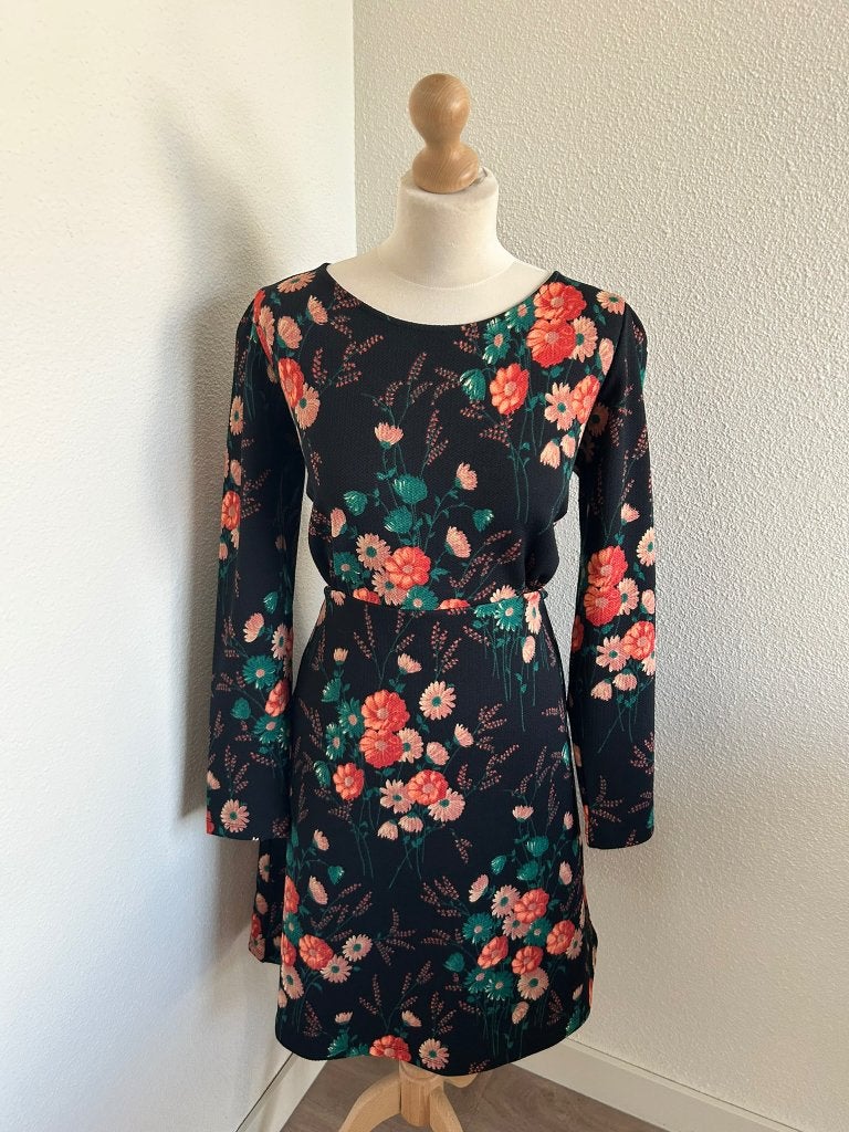 King Louie maat XL bloemen Betty dress 2599, Meerkleurig, Maat 46/48 (XL) of groter, Ophalen of Verzenden, Zo goed als nieuw