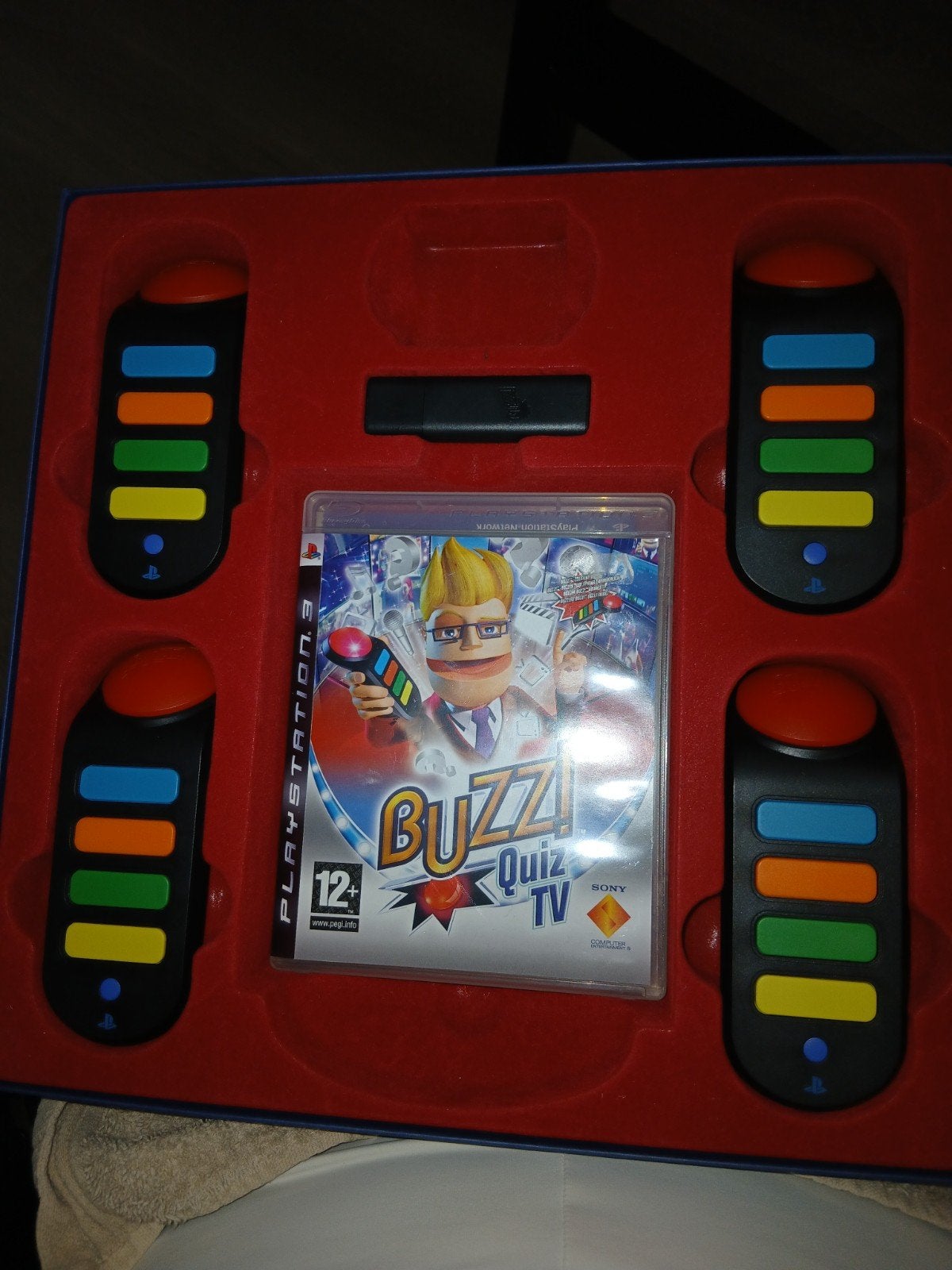 Buzz! Quiz TV PS3 met 4 draadloze buzzers, Spelcomputers en Games, Games | Sony PlayStation 3, 3 spelers of meer, Ophalen of Verzenden