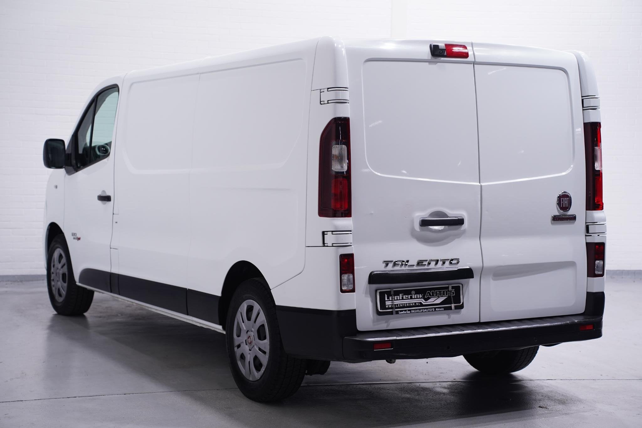 Fiat Talento 1.6 Mjet 120 pk SX L2H1 Airco, Camera achter, P, Voorwielaandrijving, Gebruikt, 4 cilinders, 2000 kg