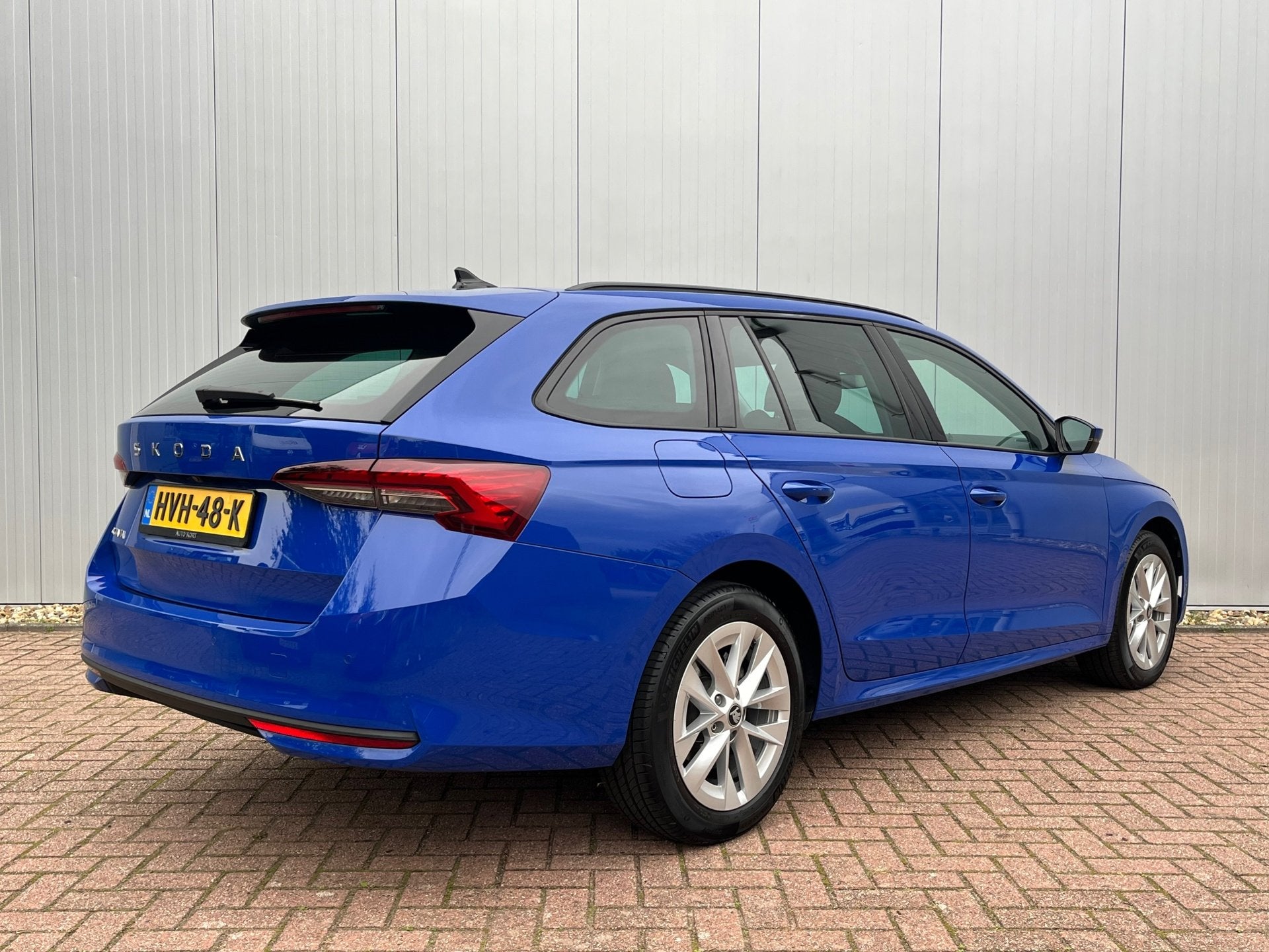 Skoda Octavia Combi 1.5 TSI MHEV Business Edition Plus | Ach, Auto's, Euro 6, 4 cilinders, Blauw, Origineel Nederlands