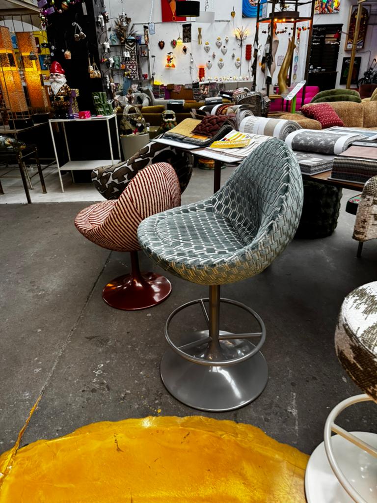 Johanson bar en keuken krukken lees de tekst, Pistbus 494, 60 tot 90 cm, Ophalen of Verzenden, 1 kruk