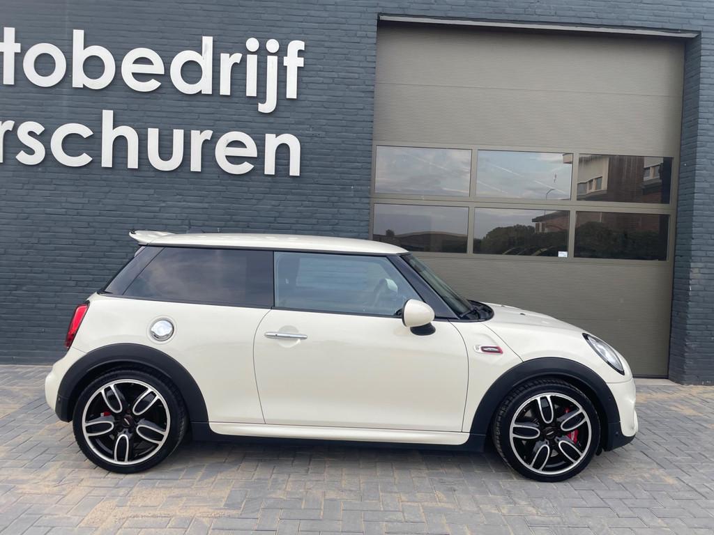 Mini Mini 2.0 John Cooper Works Chili automaat camera stoelv, 1998 cc, 1195 kg, Gebruikt, 4 cilinders
