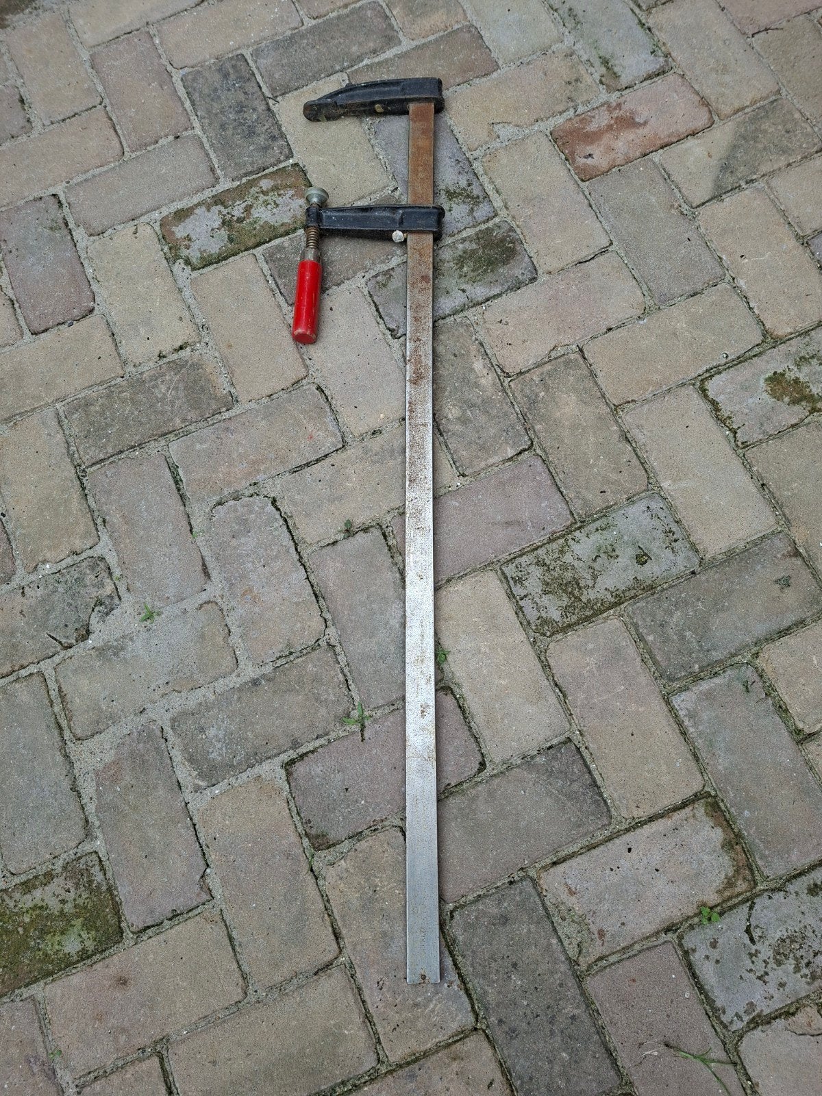 Robuuste lijmklem  lengte 1.10m, Ophalen of Verzenden, Gebruikt