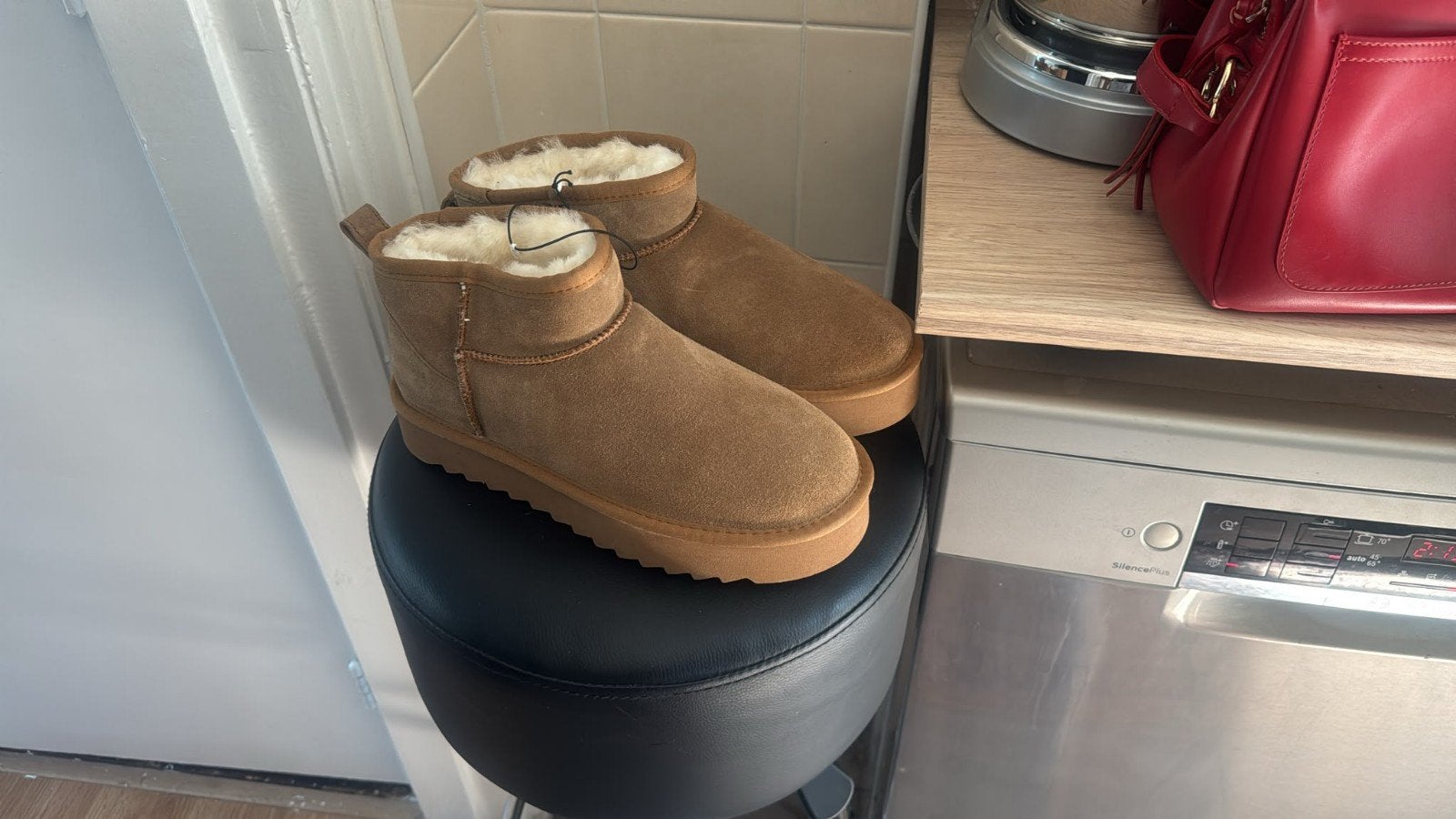 Nieuwe UGG-achtige laarzen, maat 40/41, Ophalen of Verzenden