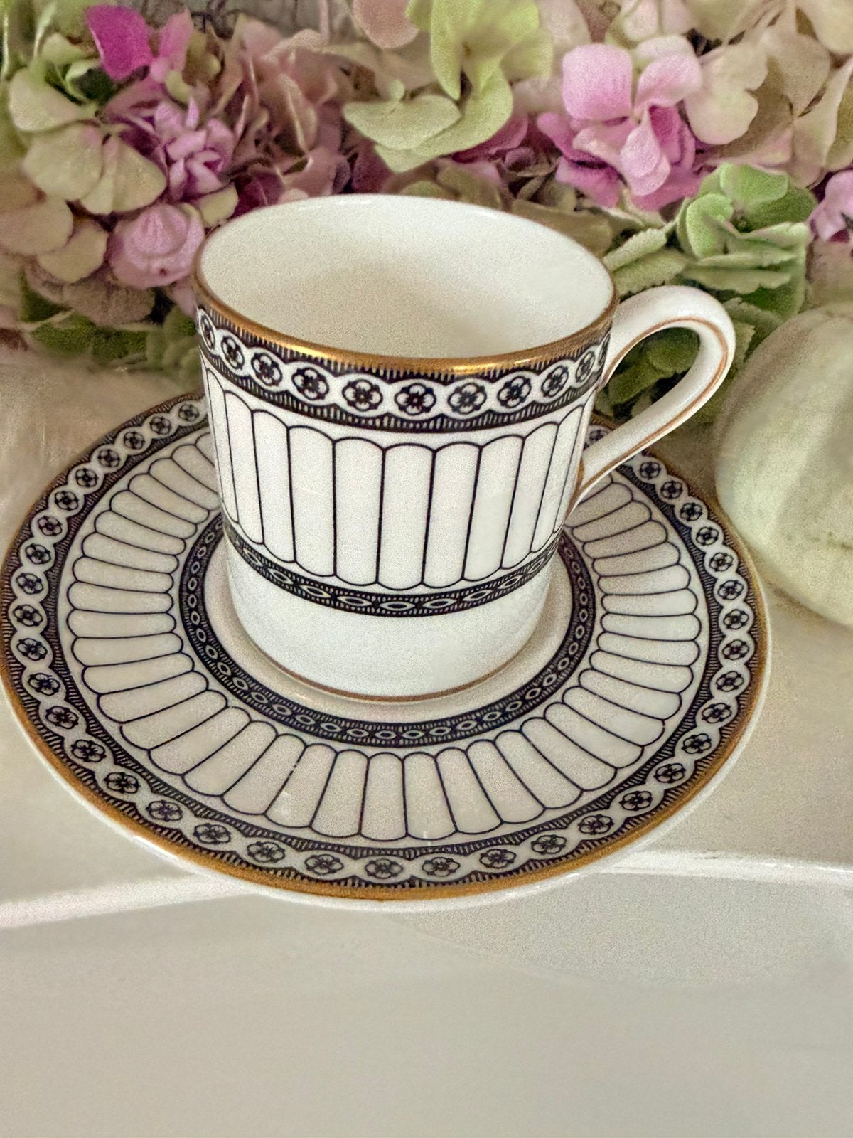 Wedgwood Colonnade en  Medici kop en schotels puntgaaf, Ophalen