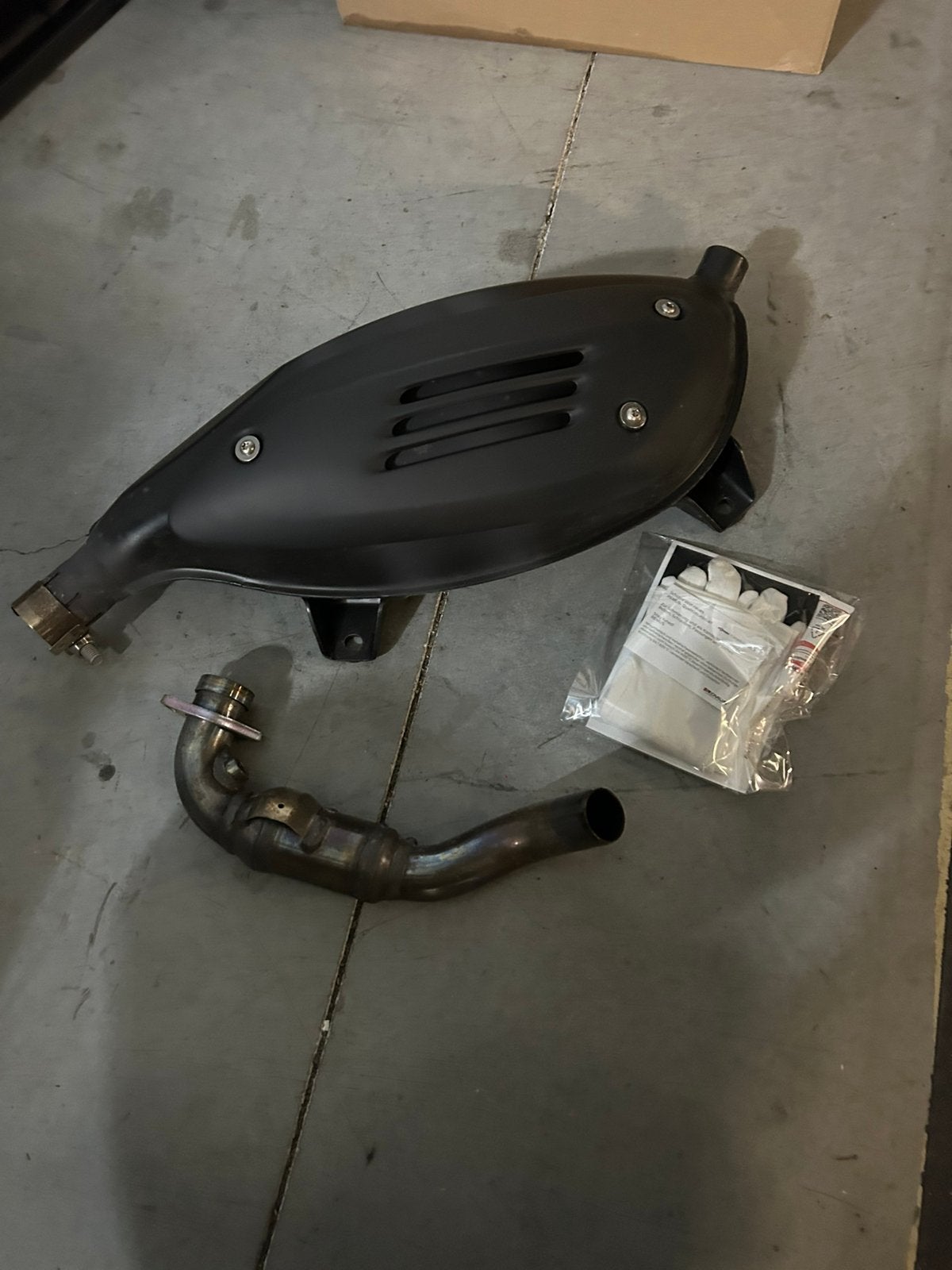 Vespa Gts 300 uitlaat!, Ophalen