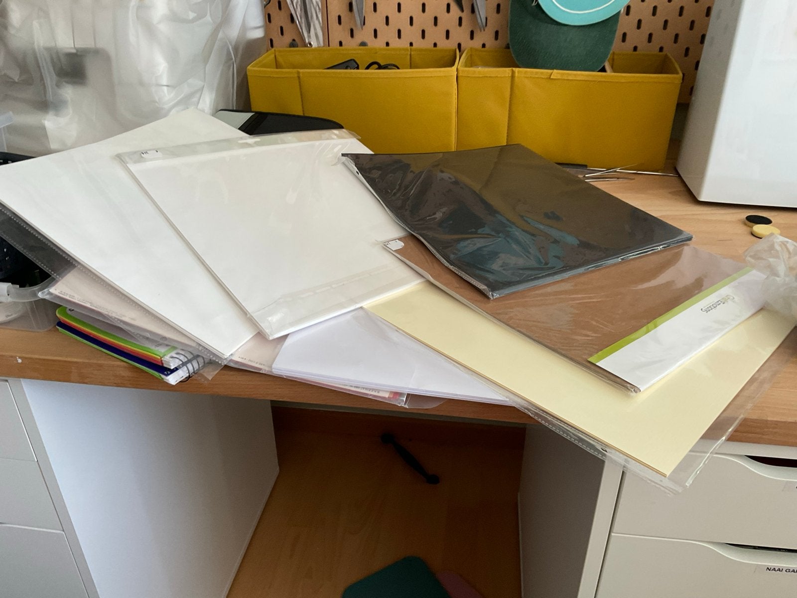 Diverse knutselmaterialen: papier, karton en meer, Hobby en Vrije tijd, Knutselen, Gebruikt, Knutselmateriaal, Beschrijfbaar, Overige merken