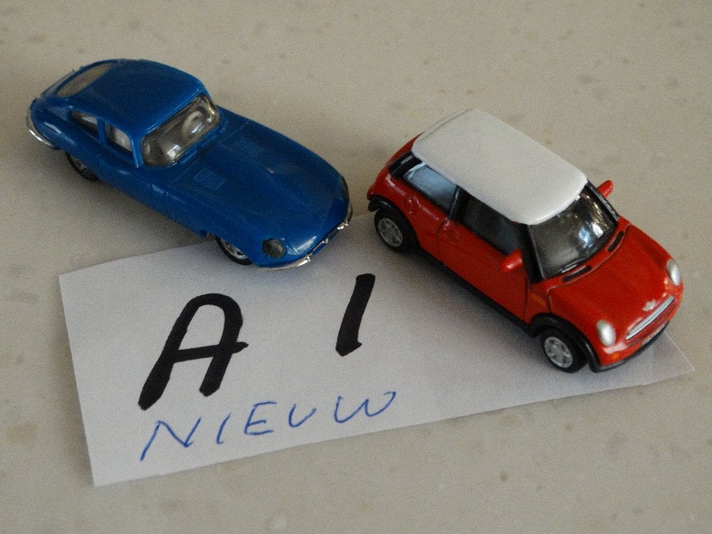 HO: set A-1: 2 personenwagens, pkw, Overige merken, Gelijkstroom of Wisselstroom, Brug, Tunnel of Gebouw, Nieuw