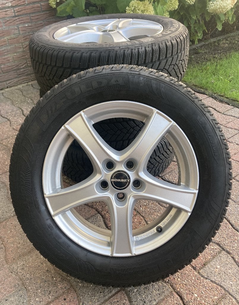 Zeer nette Volkswagen Polo/ Tcross/ Taigo velgen set, Auto-onderdelen, Ophalen, Gebruikt, 16 inch, Banden en Velgen