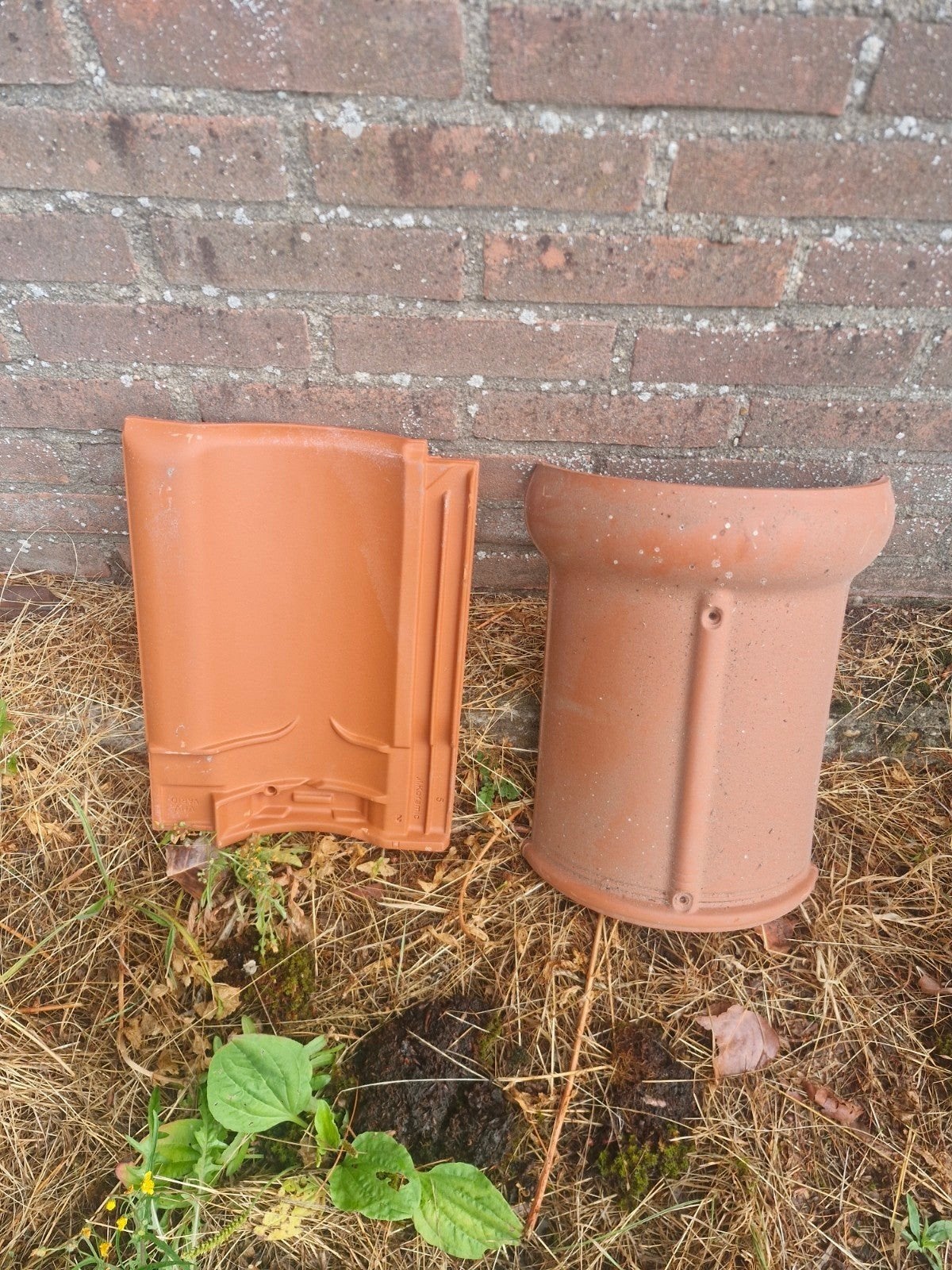 DAKPANNEN, Ophalen, Steen of Klei, Minder dan 5 m², Dakpannen