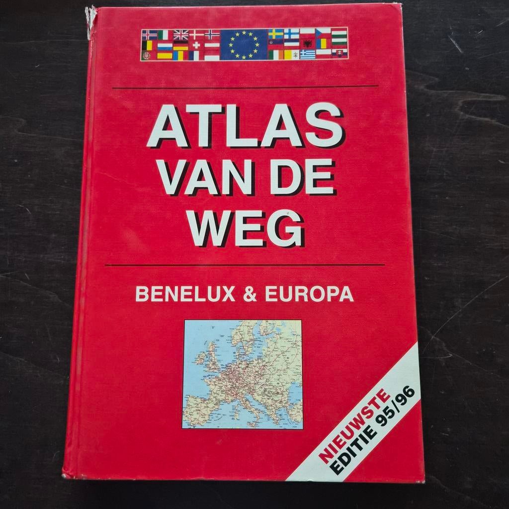 Atlas van de Weg Benelux & Europa 95/96, Boeken, Atlassen en Landkaarten, Gelezen, Overige atlassen, 1800 tot 2000, Europa Overig