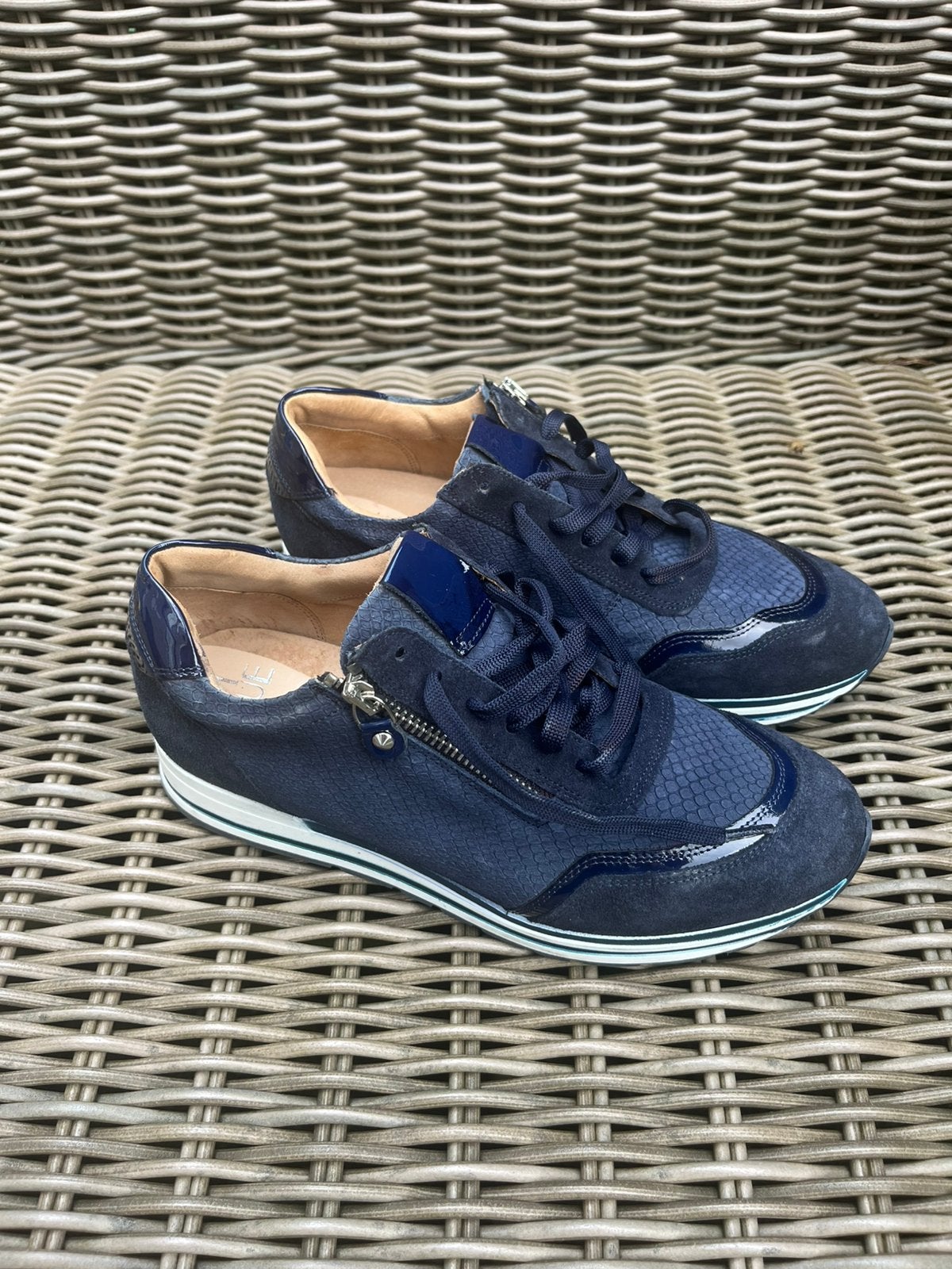 Te koop: donkerblauwe sneakers Noi Due, maat 39, Blauw, Nieuw, Ophalen of Verzenden, Sneakers of Gympen