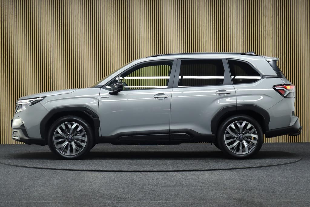 Subaru Forester 2.0i e-BOXER Premium Black | First Edition |, 4 cilinders, Met garantie (alle), Origineel Nederlands, Forester