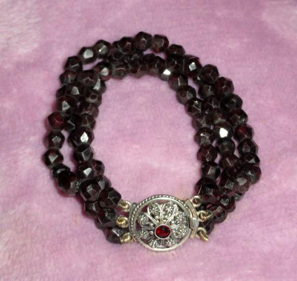 Armband Granaat Boheems Zilver antiek bakslot, Verzenden, Nieuw, Overige kleuren, Goud
