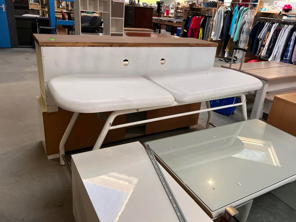 Massage tafel niet in hoogte verstelbaar, Ophalen, Massagetafel, Zo goed als nieuw, X