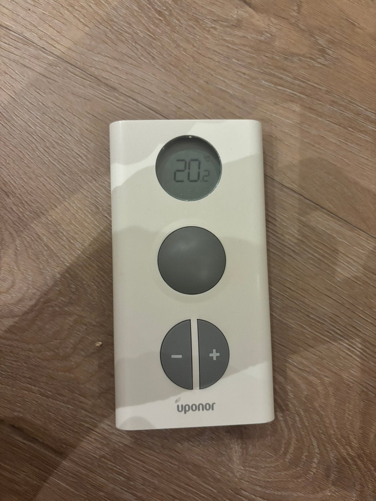 Uponor t45 thermostaat 1 stuk, Ophalen of Verzenden, Zo goed als nieuw