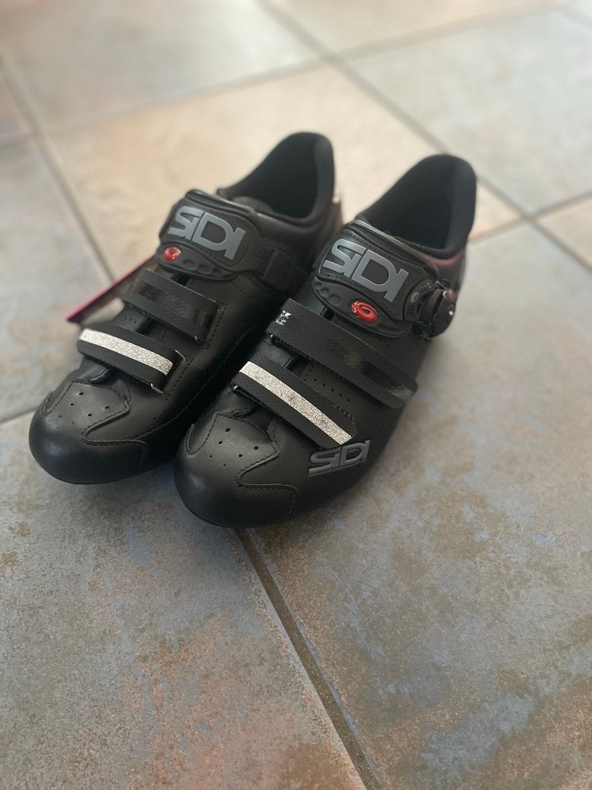 Sidi alba 2 fietsachoenen - Nieuw met prijskaartje, Ophalen of Verzenden, Nieuw, Kleding